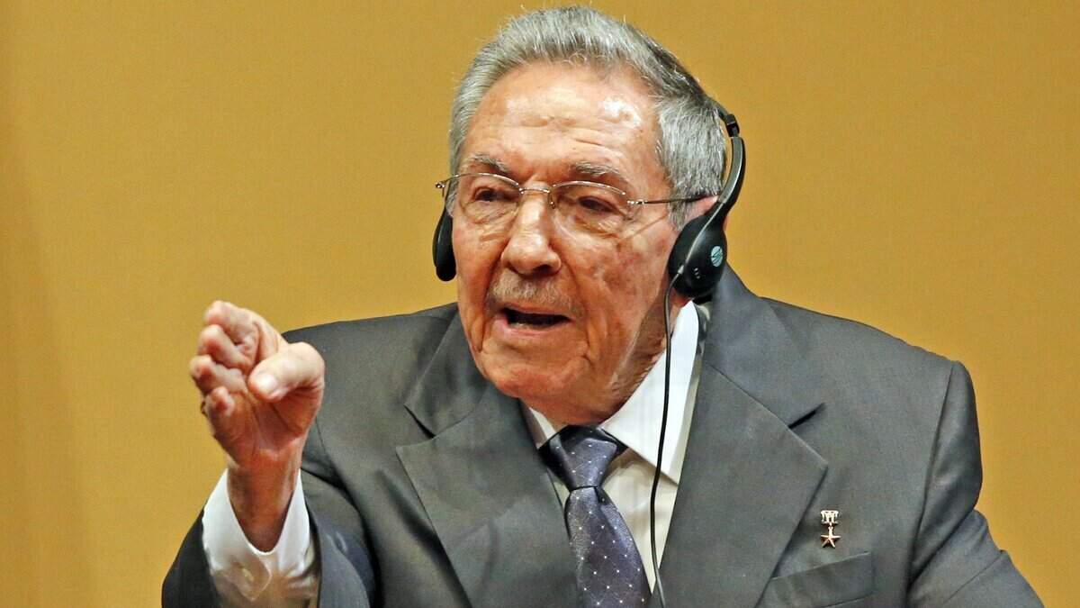 Cuban President Raul Castro delivers a statement at the Palacio de la Revolucion in Havana on Monday, March 21, 2016.